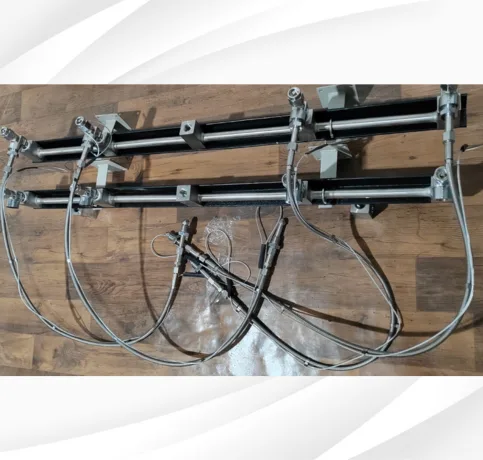 MANIFOLDS 4